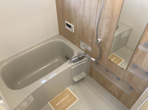 ラフィーネ亀山の物件内観写真